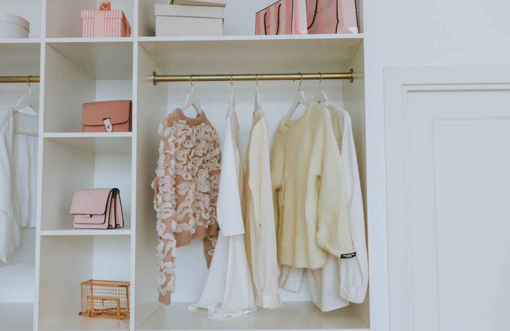 Closet Organization: Transforming Chaos into Order in Your Home