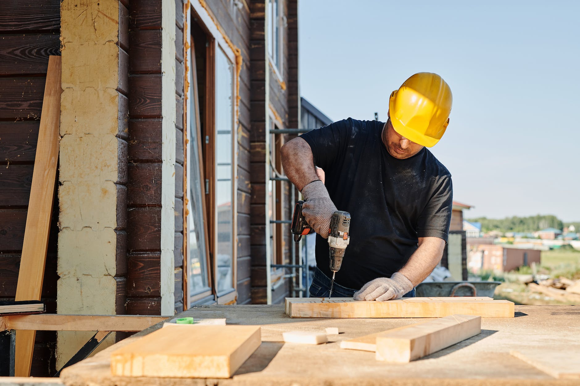 How to Choose the Right Contractor for your Bathroom Remodel & Kitchen Design